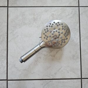 BRAND NEW Moen 298320SRN Spot Resist Brushed Nickel Aromatherapy Handshower
